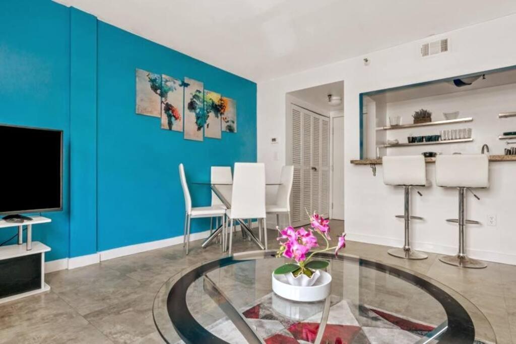 Amazing Apartment In South Beach, Ocean Drive ميامي بيتش المظهر الخارجي الصورة