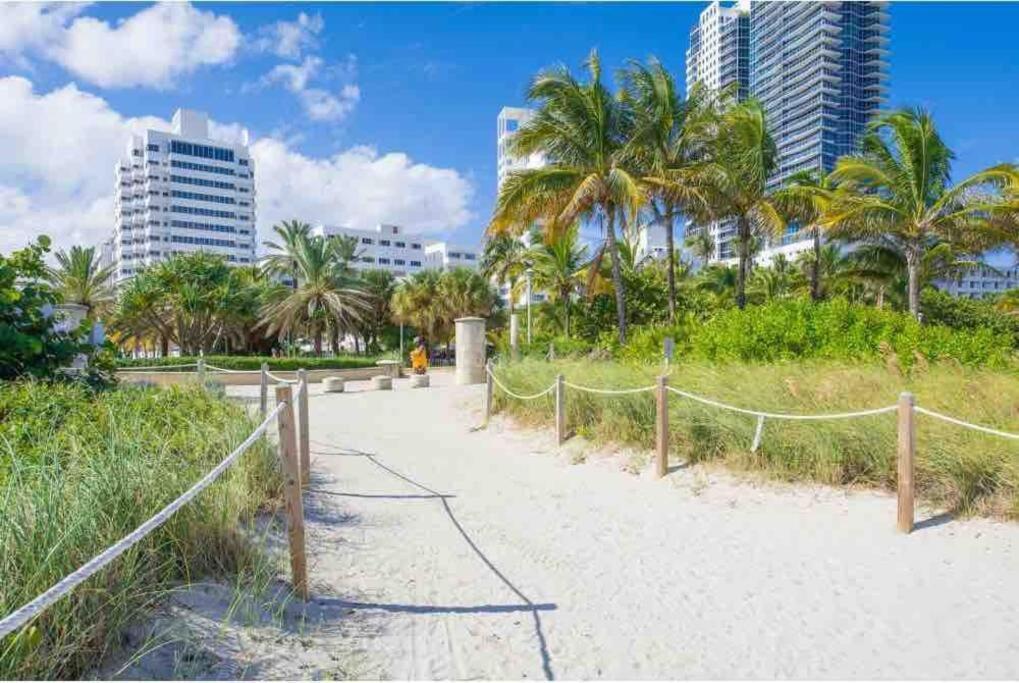 Amazing Apartment In South Beach, Ocean Drive ميامي بيتش المظهر الخارجي الصورة